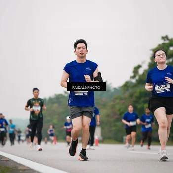 Runner Photo 7426709
