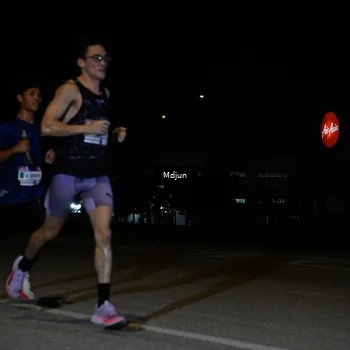 Runner Photo 7426714