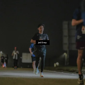 Runner Photo 7426715