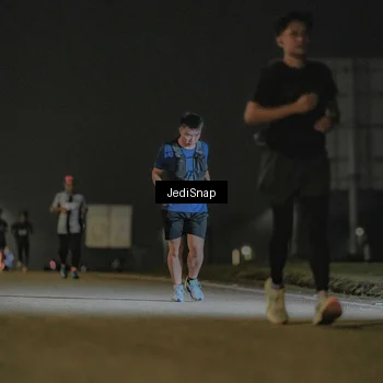 Runner Photo 7426726