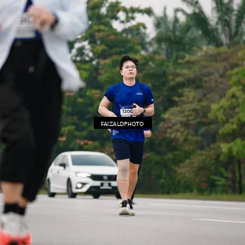 Runner Photo 7426739