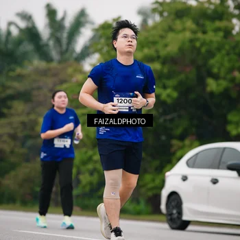 Runner Photo 7426763
