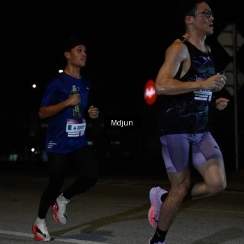 Runner Photo 7426769