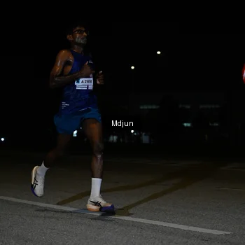 Runner Photo 7426785