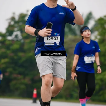 Runner Photo 7426800