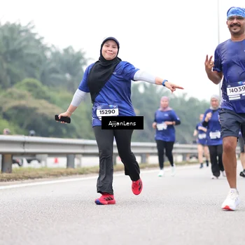 Runner Photo 7426802