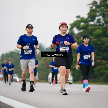 Runner Photo 7426815