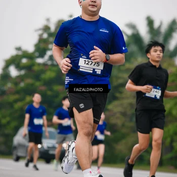 Runner Photo 7426822