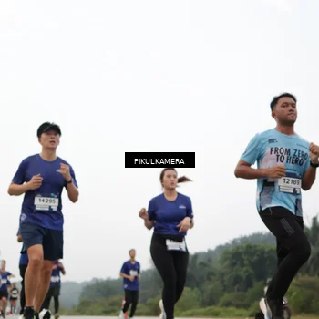 Runner Photo 7426838