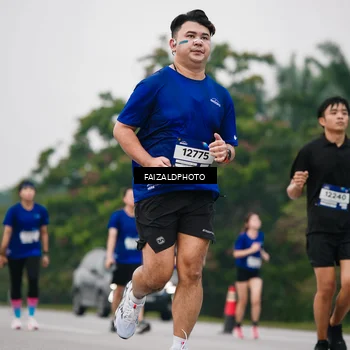 Runner Photo 7426847