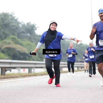 Runner Photo 7426853