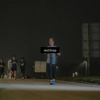 Runner Photo 7426878
