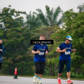 Runner Photo 7426884