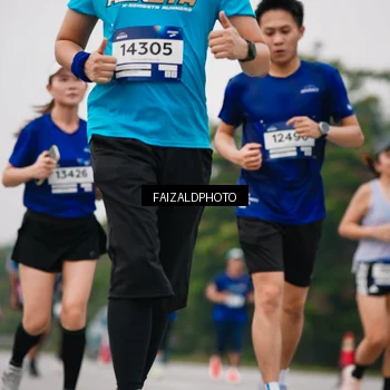 Runner Photo 7426917