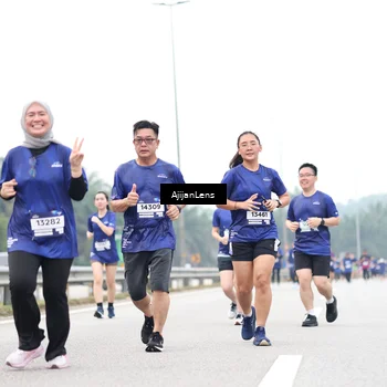 Runner Photo 7426949