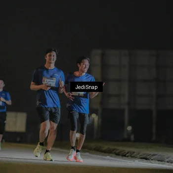 Runner Photo 7426960