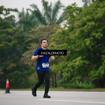 Runner Photo 7426984