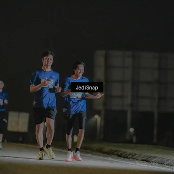 Runner Photo 7426986