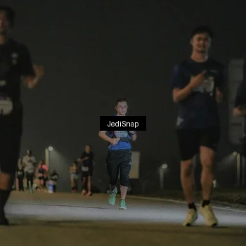 Runner Photo 7426992