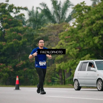 Runner Photo 7426993