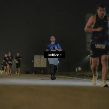 Runner Photo 7427019