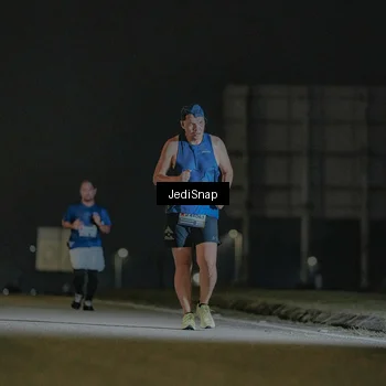 Runner Photo 7427020
