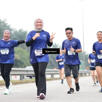 Runner Photo 7427022