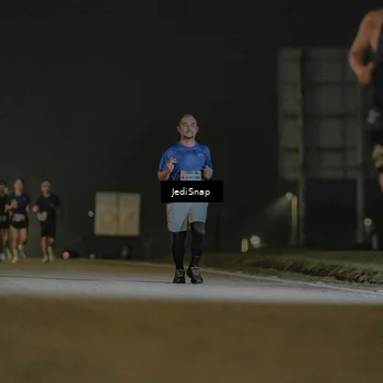 Runner Photo 7427141