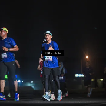 Runner Photo 7427153