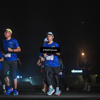 Runner Photo 7427158