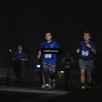 Runner Photo 7427189