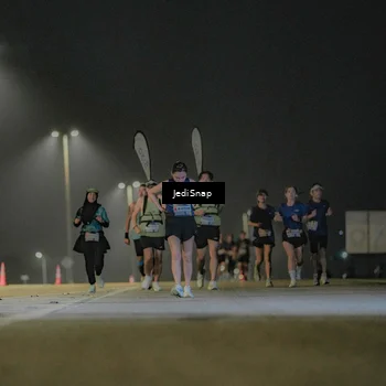 Runner Photo 7427207