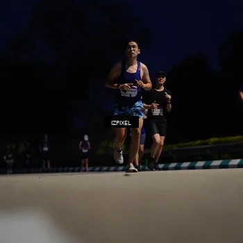 Runner Photo 7427232