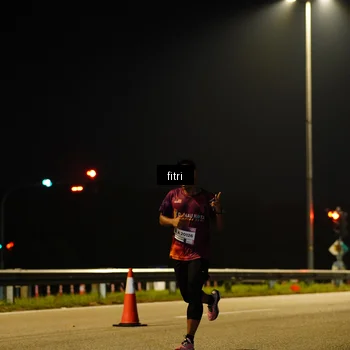 Runner Photo 7427252