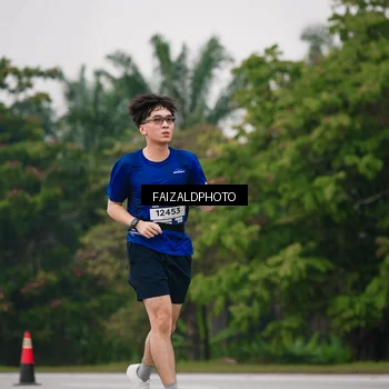Runner Photo 7427253