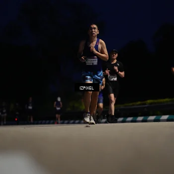 Runner Photo 7427262