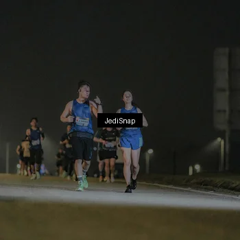 Runner Photo 7427280