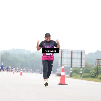 Runner Photo 7427686