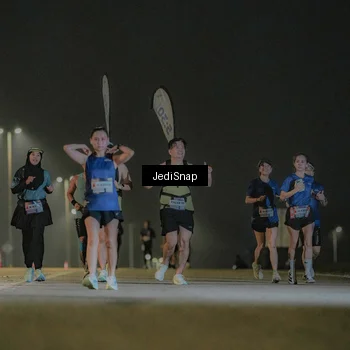 Runner Photo 7427698