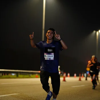 Runner Photo 7427702