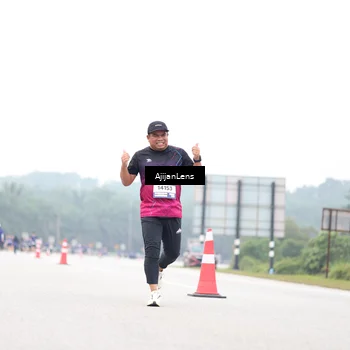 Runner Photo 7427704