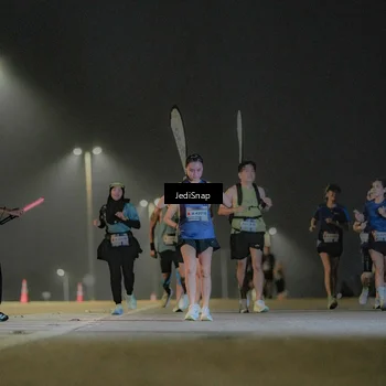 Runner Photo 7427718