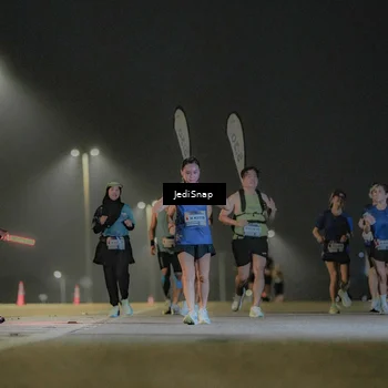 Runner Photo 7427722