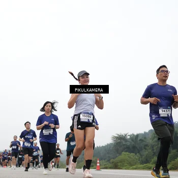 Runner Photo 7427723
