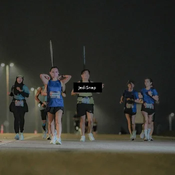 Runner Photo 7427733