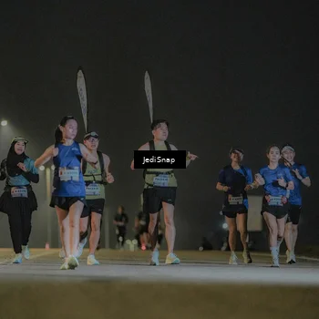 Runner Photo 7427781