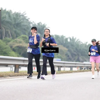 Runner Photo 7427815