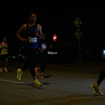 Runner Photo 7427821