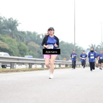 Runner Photo 7427830