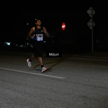 Runner Photo 7427841